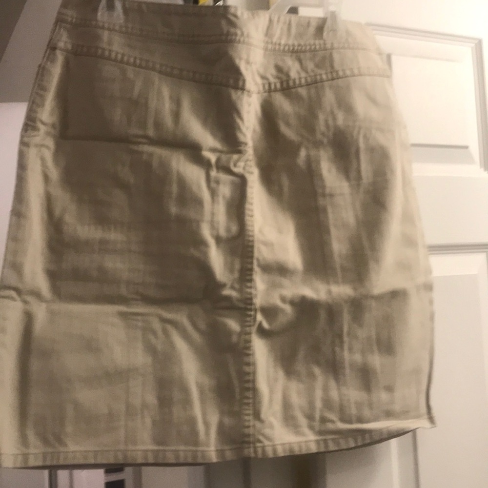 Never worn - Picture 2 of 2